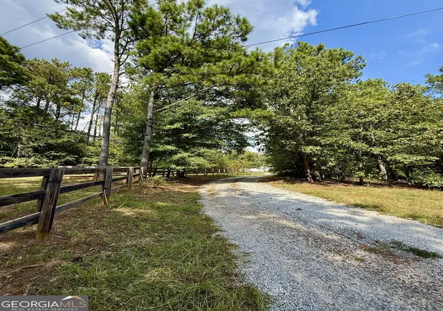 Photo 3 of Single family home for sale at 485 County Line Rd W, Covington, GA 30016 | MLS# 10851494 | Listing updated on 2026-09-23