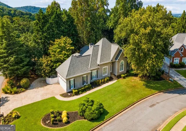 Photo 1 of Single family home for sale at 3729 Thunder Way Ne, Marietta, GA 30066 | MLS# 10843177 | Listing updated on 2026-09-10