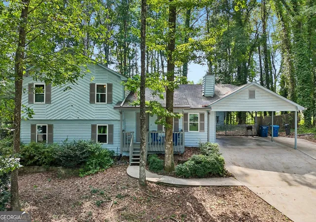 Photo 1 of Single family home for sale at 2580 Suncrest Ct, Buford, GA 30519 | MLS# 10848747 | Listing updated on 2026-10-02