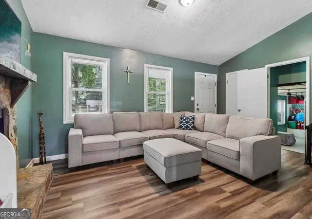 Photo 2 of Single family home for sale at 2580 Suncrest Ct, Buford, GA 30519 | MLS# 10848747 | Listing updated on 2026-10-02