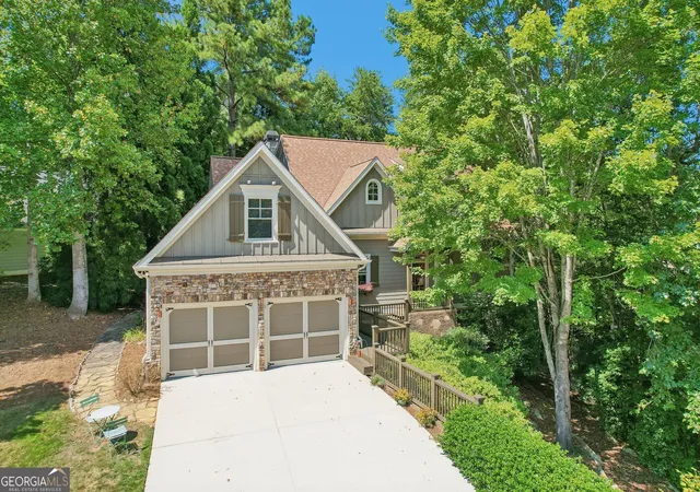 Photo 1 of Single family home for sale at 9 Cavender Run, Dahlonega, GA 30533 | MLS# 10832549 | Listing updated on 2026-09-22