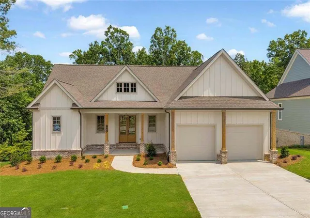 Photo 1 of Single family home for sale at 7062 Hammock Trl, Gainesville, GA 30506 | MLS# 10847338 | Listing updated on 2026-09-30