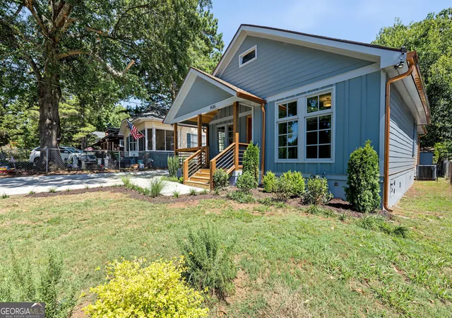 Photo 2 of Single family home for sale at 1436 Lakewood Ave Se, Atlanta, GA 30315 | MLS# 10827371 | Listing updated on 2026-09-10