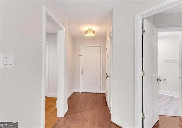 Listing Photo 4 - Condo for sale in building located at 209 14Th St Ne, Atlanta, GA 30309 - Unit #307