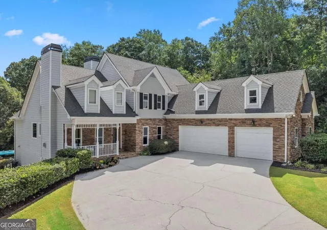 Photo 2 of Single family home for sale at 1522 Gracebrook Dr, Lawrenceville, GA 30045 | MLS# 10844136 | Listing updated on 2026-09-11