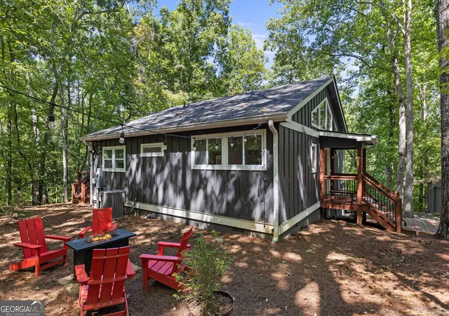 Photo 2 of Single family home for sale at 32 Squirrel Trl, Blue Ridge, GA 30513 | MLS# 10847842 | Listing updated on 2026-09-17