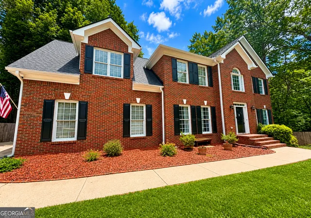 Photo 2 of Single family home for sale at 1156 Maple Crk Ridge, Loganville, GA 30052 | MLS# 10808934 | Listing updated on 2026-09-21