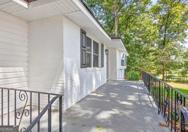 Photo 3 of Single family home for sale at 3141 Highway 172 E, Bowman, GA 30624 | MLS# 10838570 | Listing updated on 2026-09-17