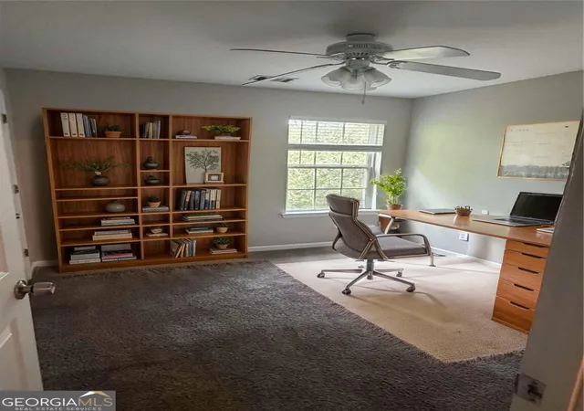 Photo 4 of Single family home for sale at 1942 Oakbluff Dr, Austell, GA 30106 | MLS# 10803195 | Listing updated on 2026-10-02