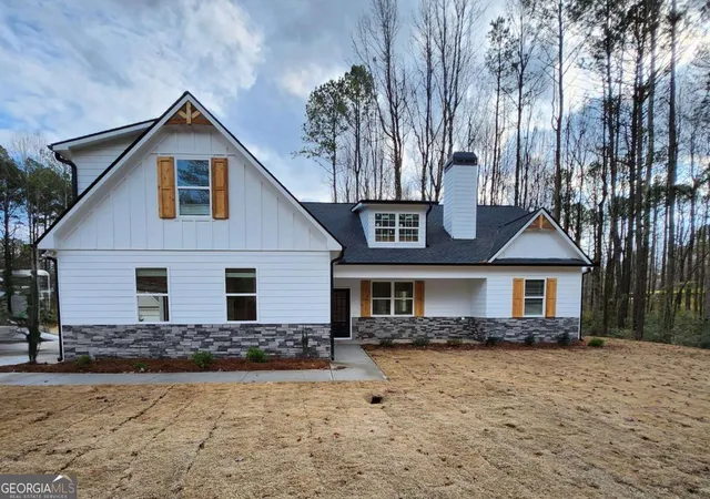 Photo 3 of Single family home for sale at 2209 Shady Grv Rd, Carrollton, GA 30116 | MLS# 10788806 | Listing updated on 2026-09-04