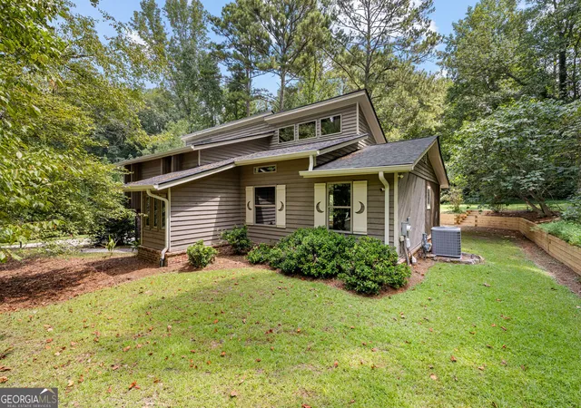 Photo 1 of Single family home for sale at 260 Devilla Tr, Fayetteville, GA 30214 | MLS# 10840187 | Listing updated on 2026-09-18
