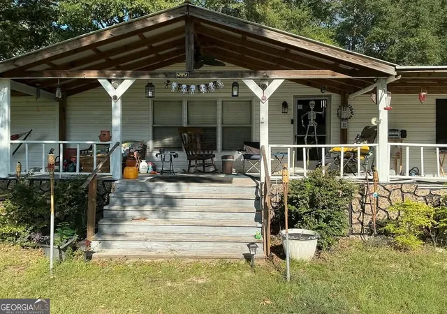 Photo 4 of Manufactured home for sale at 27 Cord, Eufaula, AL 36027 | MLS# 10850778 | Listing updated on 2026-10-06