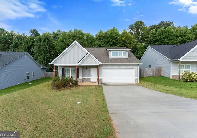 Photo 2 of Single family home for sale at 314 Highland Pointe Dr, Alto, GA 30510 | MLS# 10846230 | Listing updated on 2026-10-08