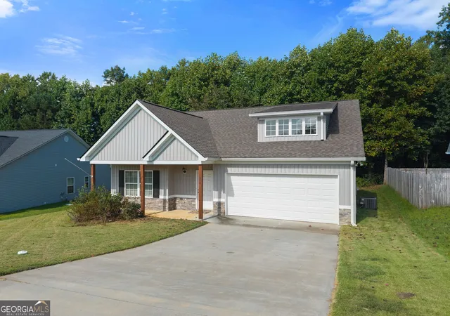 Photo 3 of Single family home for sale at 314 Highland Pointe Dr, Alto, GA 30510 | MLS# 10846230 | Listing updated on 2026-10-08