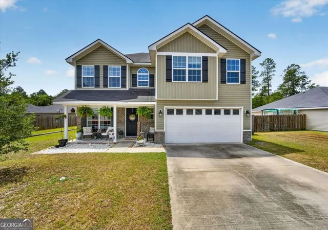 Photo 1 of Single family home for sale at 724 Waterlily Ct, Hinesville, GA 31313 | MLS# 10850737 | Listing updated on 2026-10-04