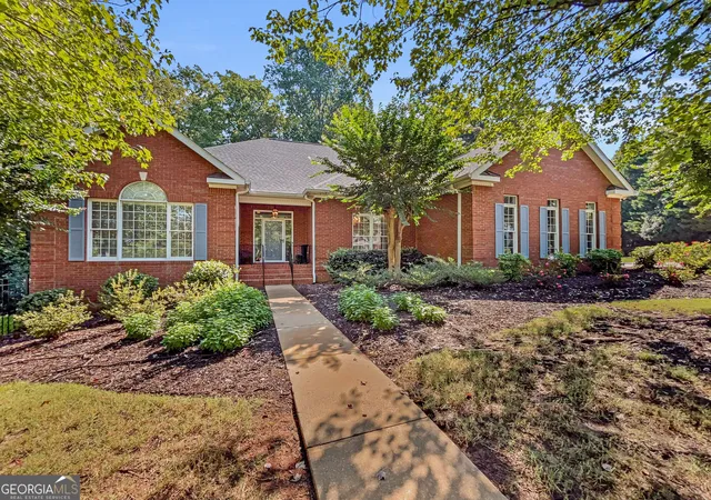 Photo 1 of Single family home for sale at 1071 Waterford Ct, Watkinsville, GA 30677 | MLS# 10840591 | Listing updated on 2026-09-15