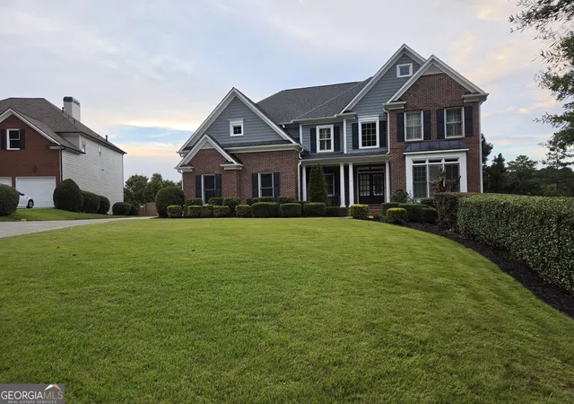 Photo 3 of Single family home for sale at 2109 Walnut Crk Trl Nw, Kennesaw, GA 30152 | MLS# 10851751 | Listing updated on 2026-10-07