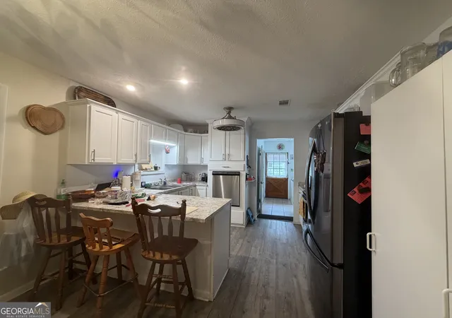 Photo 3 of Single family home for sale at 66 W 10th Street, Helena, GA 31037 | MLS# 10843924 | Listing updated on 2026-09-24