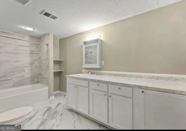 Photo 2 of Single family home for sale at 2304 Avalon Rd, Columbus, GA 31907 | MLS# 10846258 | Listing updated on 2026-09-30