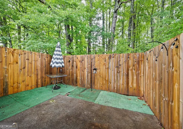 Photo 3 of Townhouse for sale at 2082 Lenoa Ln, Austell, GA 30106 | MLS# 10850726 | Listing updated on 2026-10-09