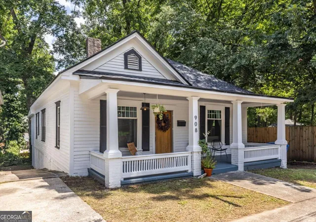 Photo 29 of Single family home for sale at 908 Oakhill Ave Sw, Atlanta, GA 30310 | MLS# 10842307 | Listing updated on 2026-09-09