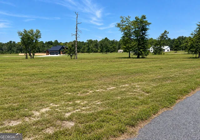 Photo 2 of Land for sale at 1435 Paris Ave, Swainsboro, GA 30401 | MLS# 10826204 | Listing updated on 2026-10-04