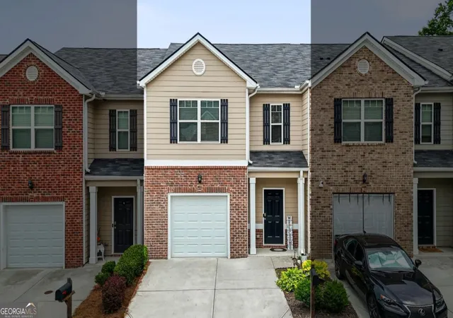 Photo 3 of Townhouse for sale at 6907 Rogers Point, Lithonia, GA 30058 | MLS# 10847686 | Listing updated on 2026-09-17