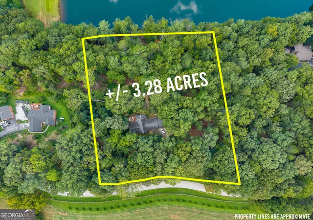 Photo 3 of Single family home for sale at 501 High Meadow Lakes Rd, Clarkesville, GA 30523 | MLS# 10840692 | Listing updated on 2026-09-21