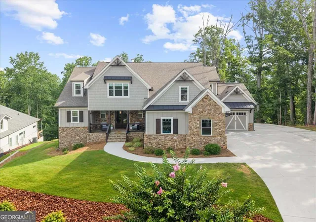 Photo 2 of Single family home for sale at 7560 Crestline Dr, Dawsonville, GA 30534 | MLS# 10851920 | Listing updated on 2026-10-07