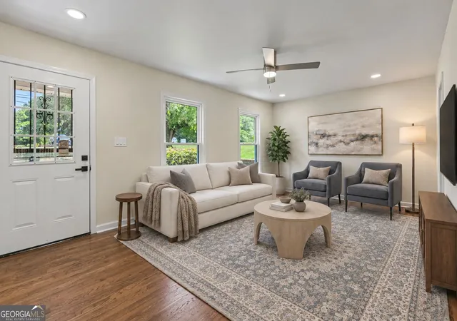 Photo 1 of Single family home for sale at 2884 Ben Hl Rd, East Point, GA 30344 | MLS# 10728747 | Listing updated on 2026-09-19