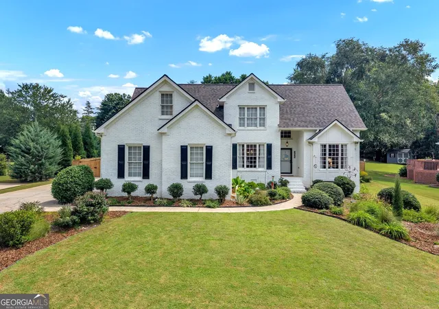 Photo 1 of Single family home for sale at 3635 Chartwell Dr, Suwanee, GA 30024 | MLS# 10834768 | Listing updated on 2026-09-12