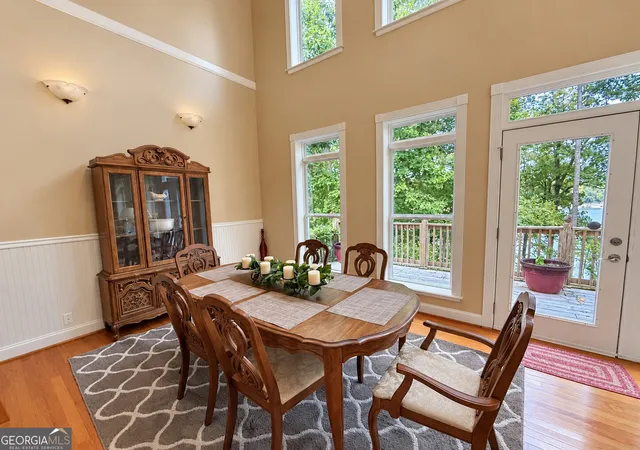 Photo 3 of Single family home for sale at 669 Shorewood Cir, Toccoa, GA 30577 | MLS# 10843179 | Listing updated on 2026-09-25