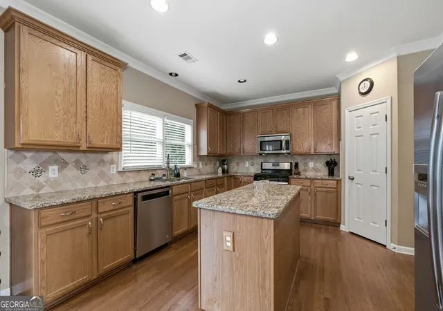 Photo 4 of Single family home for sale at 4341 Nesbin Dr NE, Kennesaw, GA 30144 | MLS# 10801426 | Listing updated on 2026-09-01