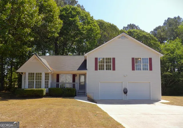 Photo 1 of Single family home for sale at 183 Bethnal Way, Douglasville, GA 30134 | MLS# 10837827 | Listing updated on 2026-09-15
