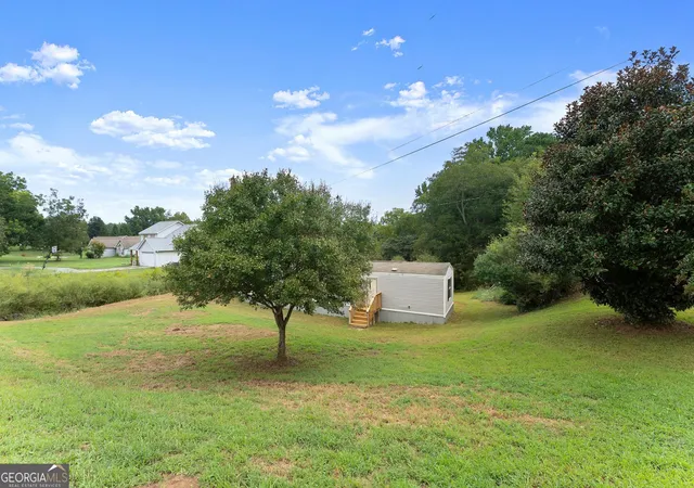 Photo 4 of Manufactured home for sale at 735 Holiness Campground Rd, Cleveland, GA 30528 | MLS# 10848834 | Listing updated on 2026-10-09