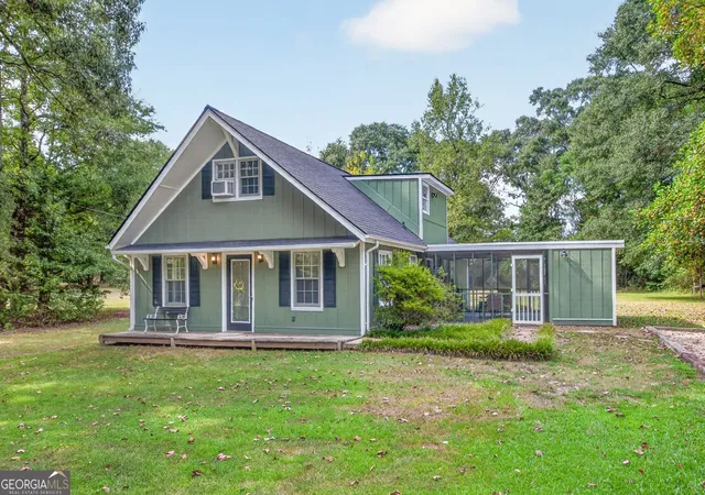 Photo 1 of Single family home for sale at 49 Cotton Rd, Winterville, GA 30683 | MLS# 10845597 | Listing updated on 2026-10-15