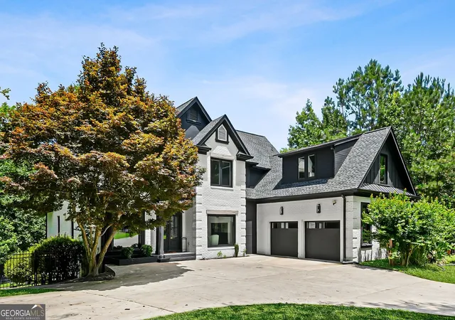 Photo 3 of Single family home for sale at 1236 Boat Rock Rd SW, Atlanta, GA 30331 | MLS# 10838177 | Listing updated on 2026-09-09