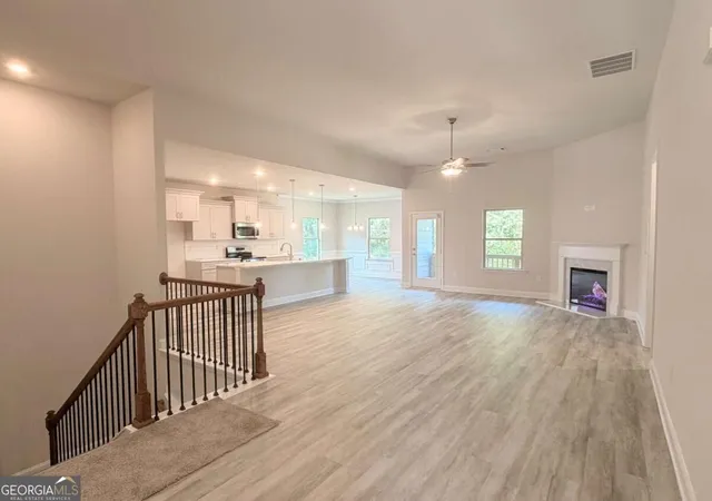 Photo 3 of Single family home for sale at 212 Magnolia Villas Dr, Cornelia, GA 30531 | MLS# 10880550 | Listing updated on 2026-10-28