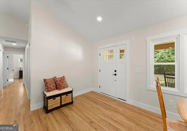 Photo 4 of Single family home for sale at 4980 Forest Ave NW, Acworth, GA 30101 | MLS# 10880560 | Listing updated on 2026-10-28