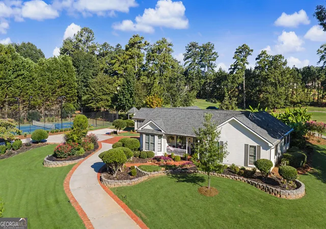 Photo 2 of Single family home for sale at 2928 Walt Stephens Rd, Jonesboro, GA 30236 | MLS# 10842177 | Listing updated on 2026-09-11