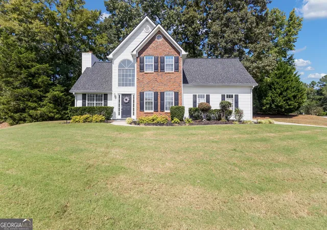 Photo 1 of Sale Pending at 10 Teal Ct, Senoia, GA 30276 | MLS# 10850643 | Listing updated on 2026-09-23