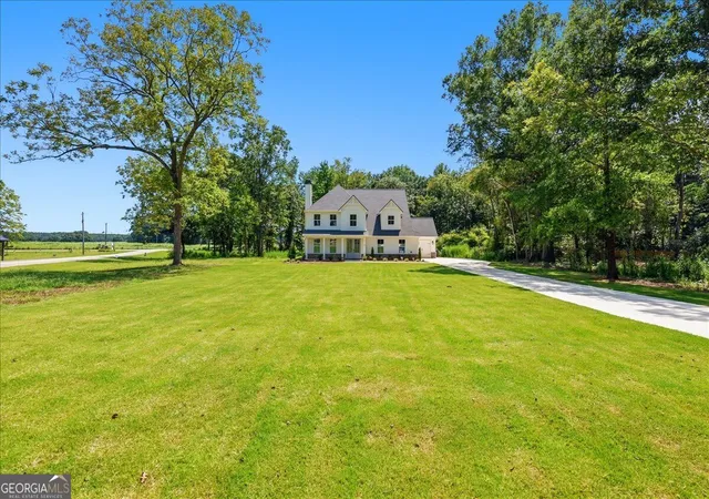 Photo 3 of Single family home for sale at 327 Springtime Way, Monroe, GA 30655 | MLS# 10839772 | Listing updated on 2026-09-17