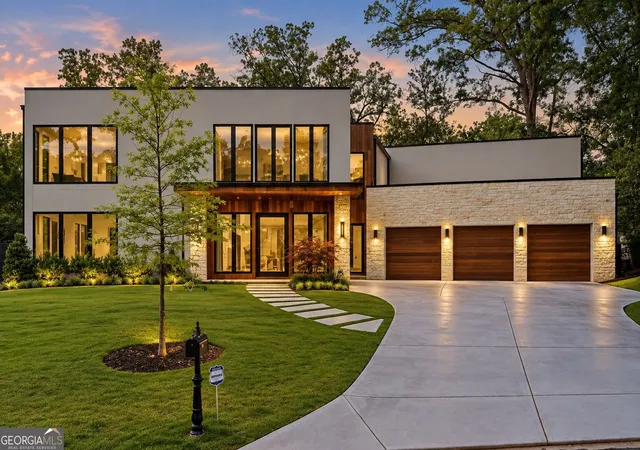 Photo 1 of Mansion for sale at 3566 Cantrell Rd Ne, Atlanta, GA 30319 | MLS# 10844801 | Listing updated on 2026-09-12