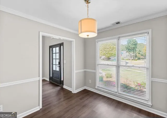 Photo 3 of Single family home for sale at 602 Overhill Dr, Woodstock, GA 30189 | MLS# 10839138 | Listing updated on 2026-09-17