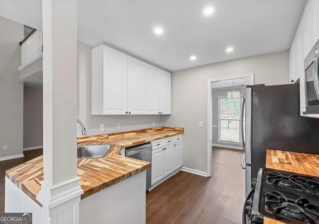 Photo 4 of Single family home for sale at 602 Overhill Dr, Woodstock, GA 30189 | MLS# 10839138 | Listing updated on 2026-09-17