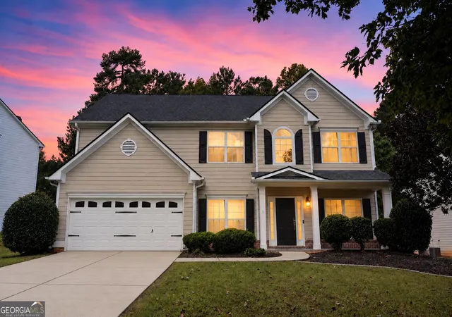 Single family home for sale at 1040 Buckhorn Bnd, Locust Grove, GA 30248 | MLS# 10808976