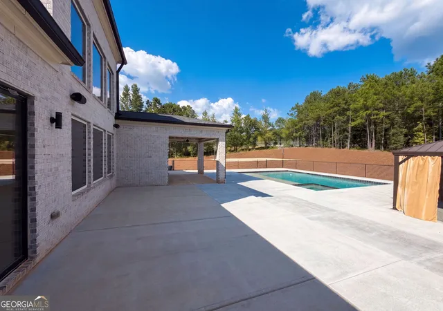 Photo 29 of Single family home for sale at 214 Coastline Rd, Fayetteville, GA 30214 | MLS# 10844315 | Listing updated on 2026-09-11
