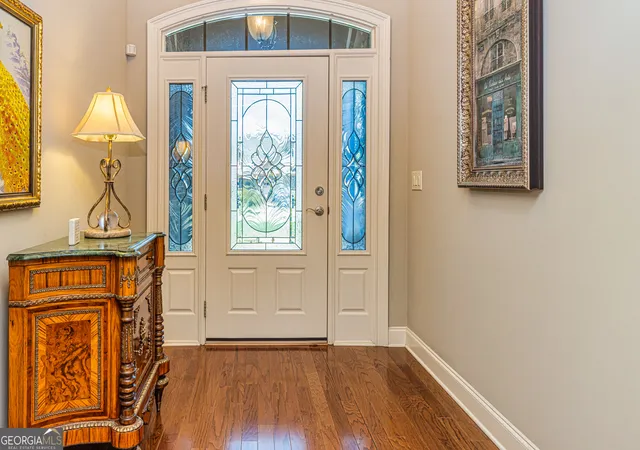 Photo 4 of Single family home for sale at 304 Relative Trl, Mcdonough, GA 30253 | MLS# 10841030 | Listing updated on 2026-09-19