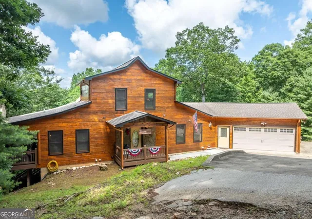 Photo 2 of Single family home for sale at 30 Shepherds Ln, Morganton, GA 30560 | MLS# 10852034 | Listing updated on 2026-10-08