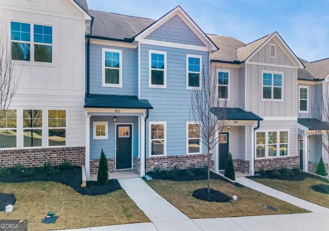 Photo 3 of Townhouse for sale at 405 Whitehorse Way #40, Conyers, GA 30094 | MLS# 10849155 | Listing updated on 2026-10-07